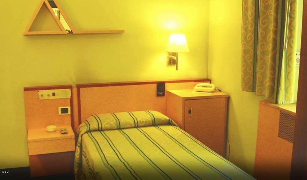 Hotel Atlantic Arona Habitación foto